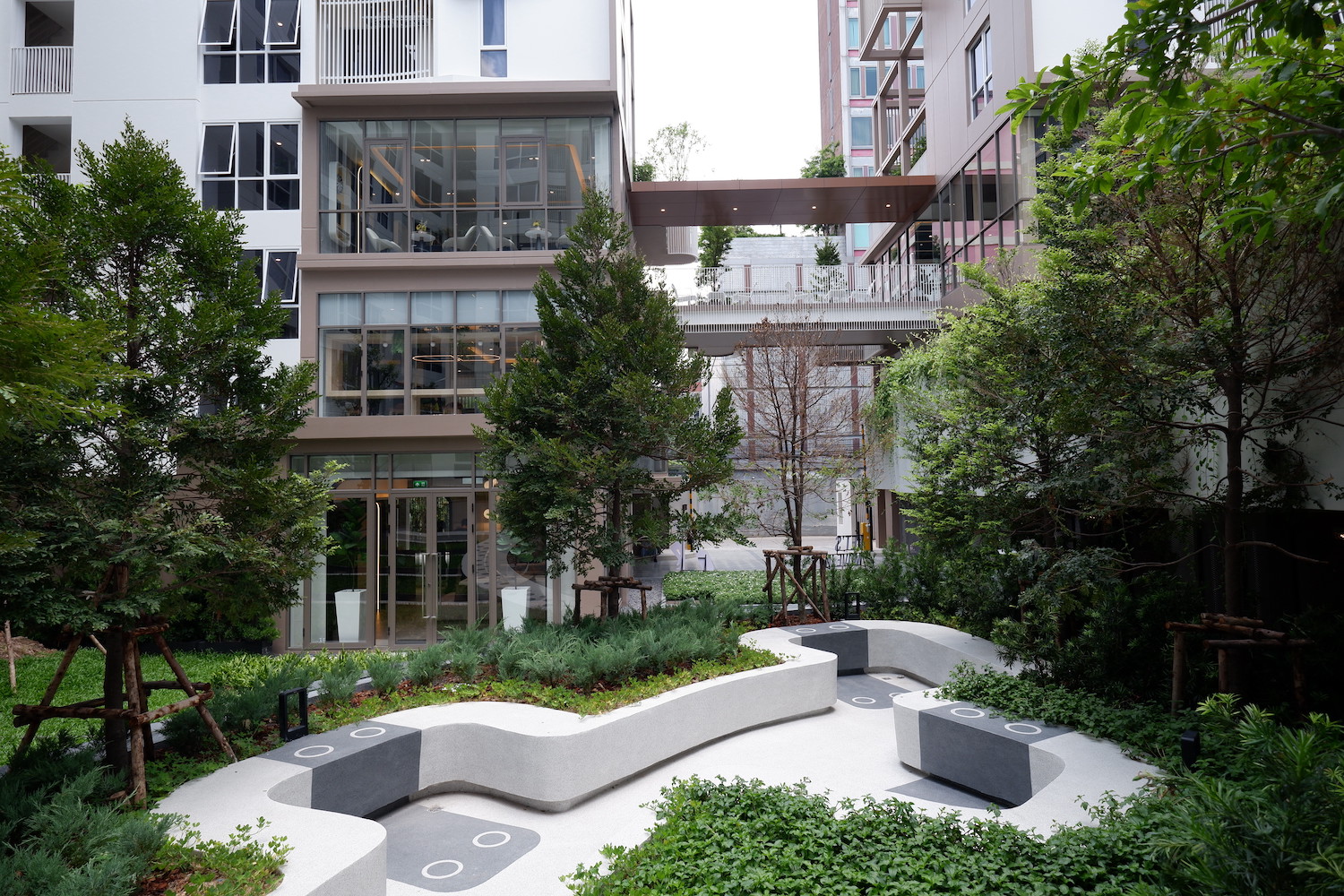 บลู พหลโยธิน 35 (blue Phahonyothin 35)