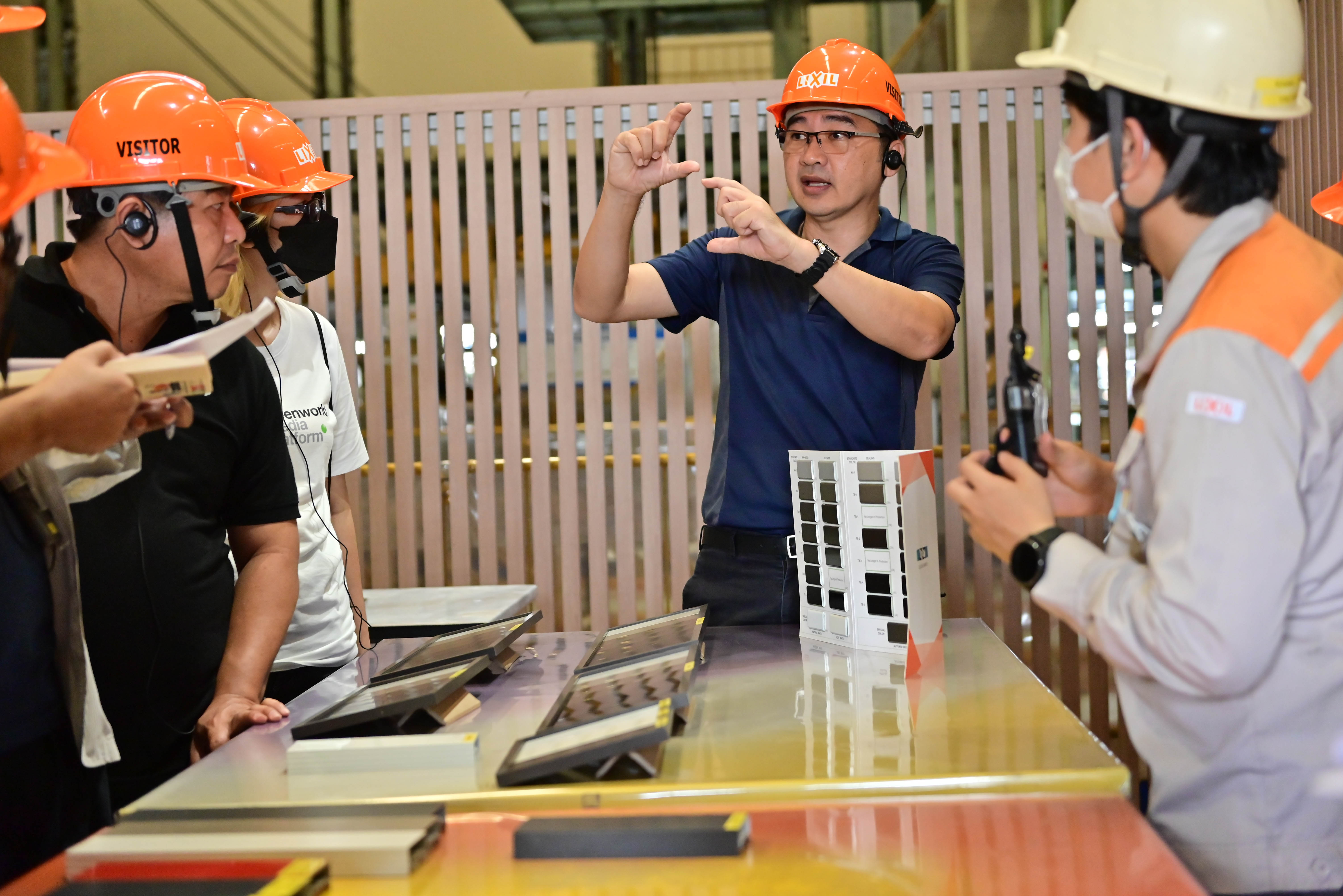 ทอสเท็ม เปิดโรงงานพาชมศูนย์นวัตกรรมและแสดงผลิตภัณฑ์ทอสเท็ม